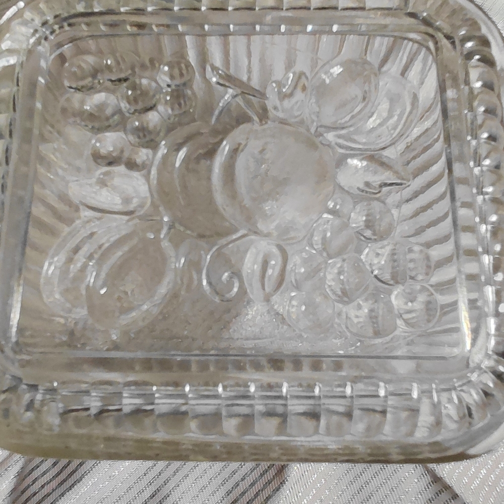 Anchor Hocking Clear Glass Storage Container - Picture 2 of 7